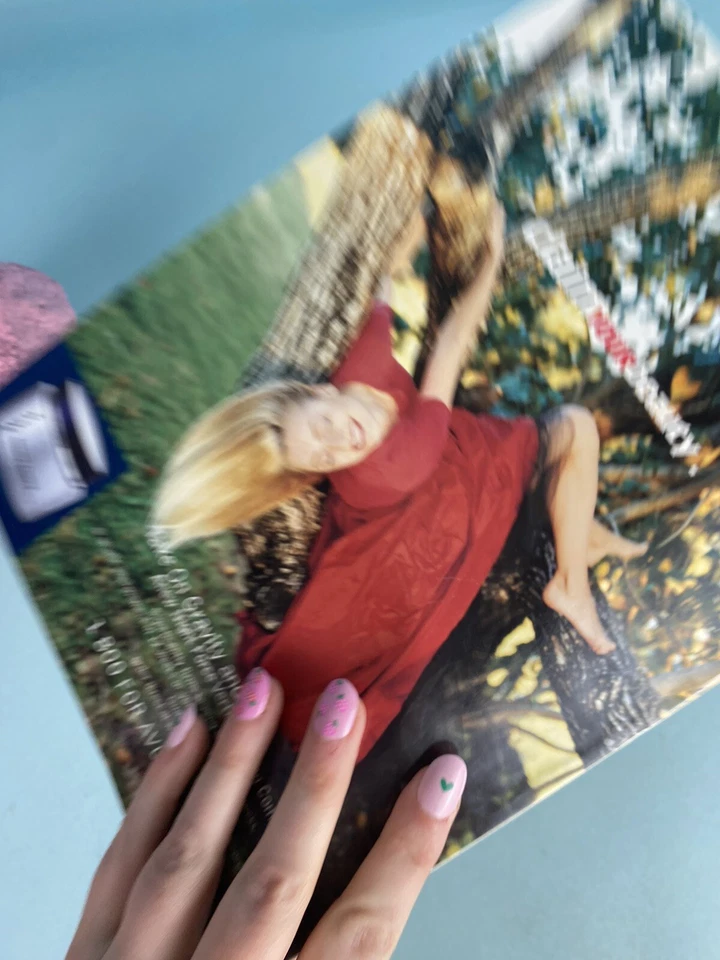 April 1998 Victoria Enchanted Bliss Garden Magazine Vintage Foto 3 de 4