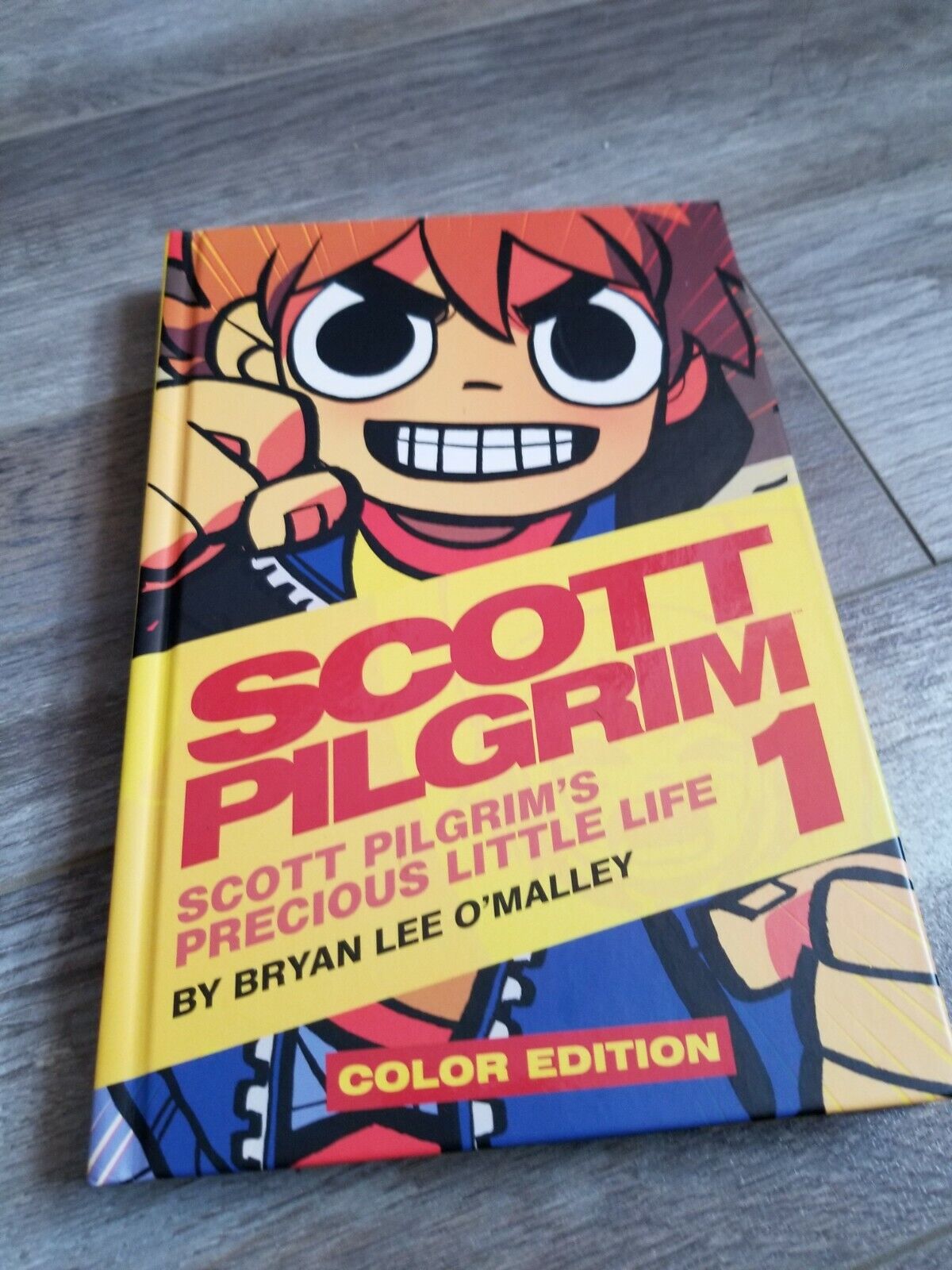 Scott Pilgrim, Vol. 1: Scott Pilgrim's by Bryan Lee O'Malley