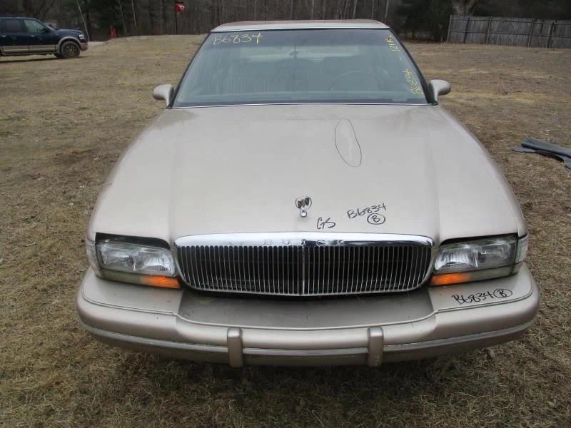 (DOES NOT INCLUDE HOOD) Driver Left Hood Hinge Fits 92-99 EIGHTY EIGHT 372546 Foto 3 de 4