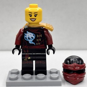 LEGO Ninjago Nya Skybound Minifigure w/ Gold Sword & Weapons Njo0200