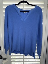Loft Women s Blue Sweater V Neck Size Medium Long Sleeved 100 Cotton EUC