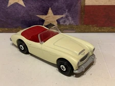 MATCHBOX 1963 AUSTIN HEALEY 3000 MK-2. MATTE CREAM, NICE