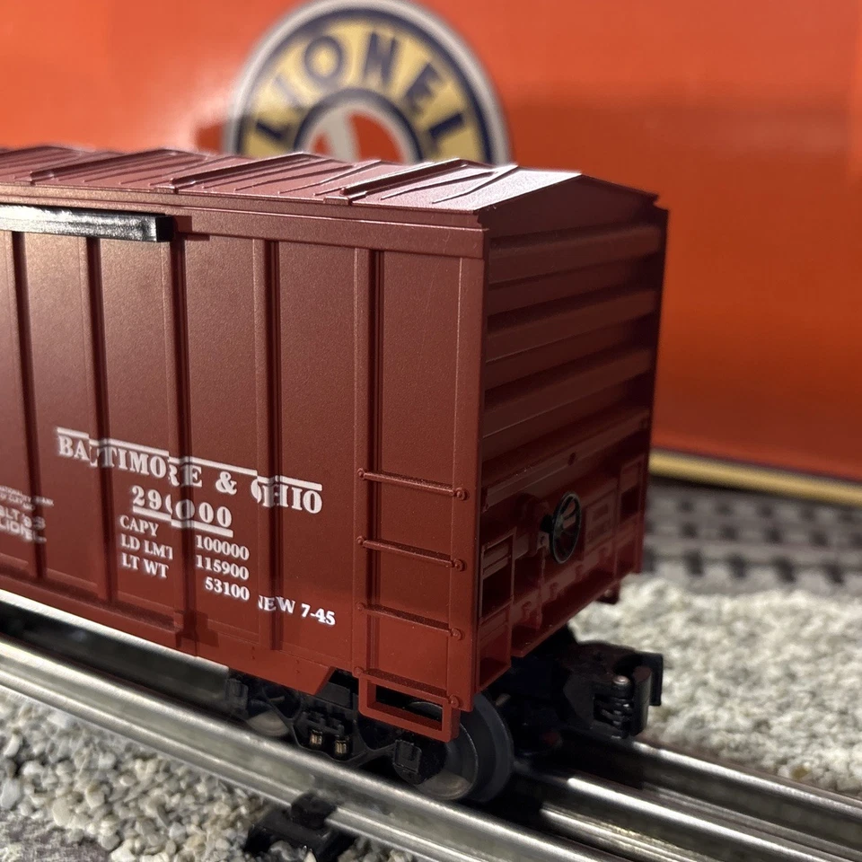 LIONEL~Baltimore & Ohio 50’ DOUBLE DOOR BOXCAR #296000~O Scale - Image 4 of 4