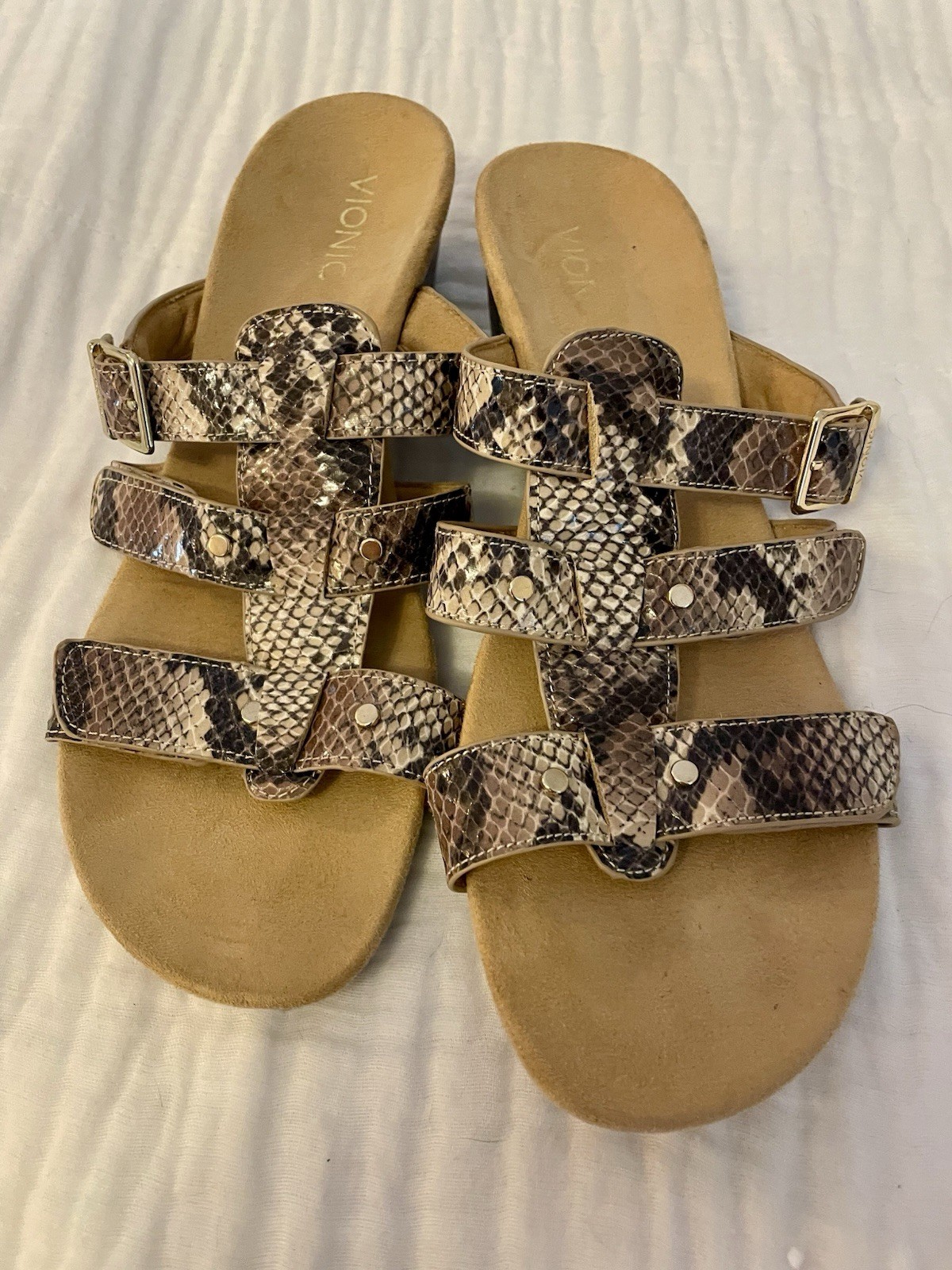 APL VIONIC Radia sandali donna pelle di serpente triplo cinturino misura 10 zeppa bassa regolabile