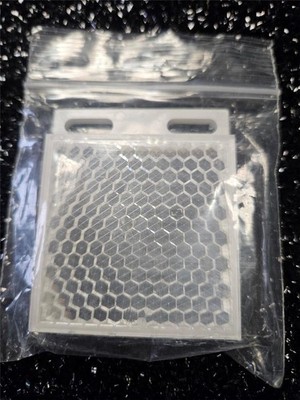 NEW DOMINO R4 95A151010 DATASENSOR LASER SENSORS PRISMATIC PLASTIC REFLECTOR 2''