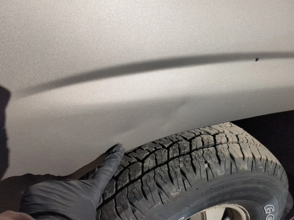 Chevrolet Suburban 1500 2000-2006 guardabarros de pasajeros B5QGT Foto 2 de 3