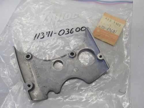 ENGINE SPROCKET BACH COVER