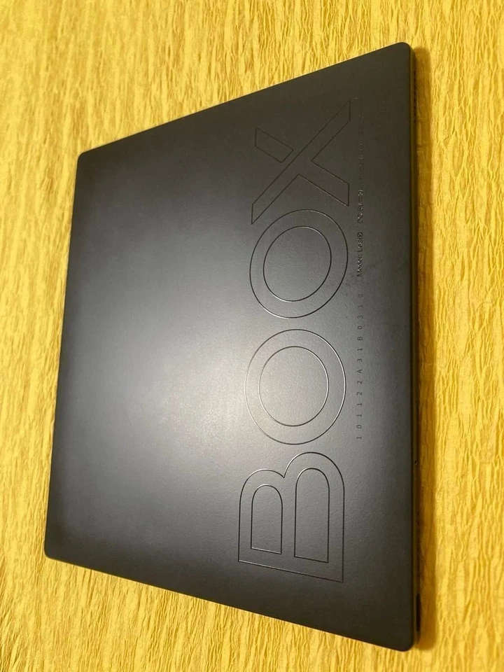 ONYX BOOX Leaf 2 Black 7 inch E-Ink Flush Screen eReader Tablet Android 11 - Image 2 of 4