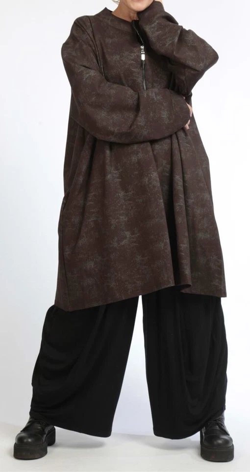 PLUS SIZE BROWN 2 POCKETS ZIP NECK OVERSIZED WARM LONG TUNIC Size 28-34 - Image 4 of 4