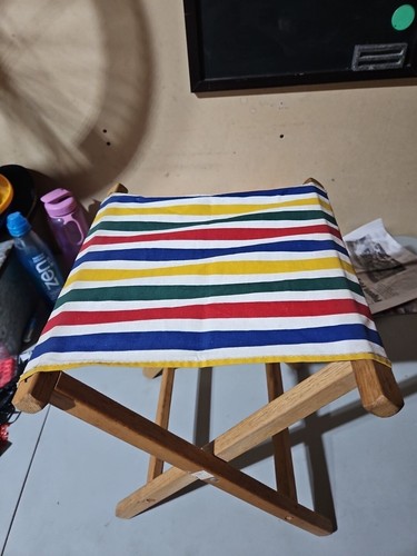 Vintage Wood w/ Multi color Stripe Canvas Folding Camping Fishing Stool Chair - Bild 1 von 3