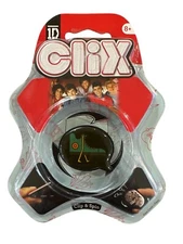 1D One Direction CLIX Clip & Spin Button Black Quote Bubble Sneaker Symbol 2013