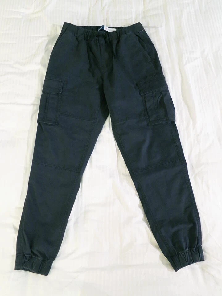 Old navy hotsell mens black pants