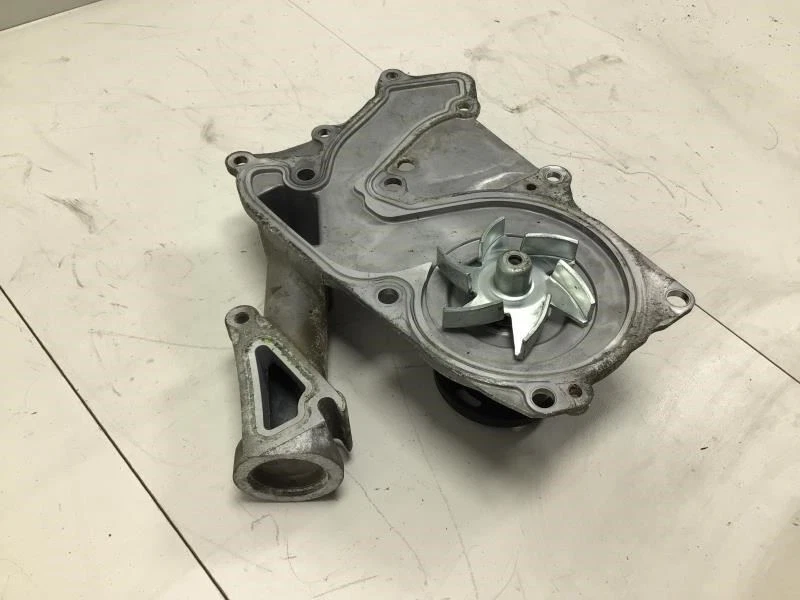 KIA SORENTO EX 2014 2015 3,3 Л НАСОС ОХЛАЖДАЮЩЕЙ ЖИДКОСТИ ЗАВОДСКОЙ - Изображение 2 из 4