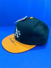 Rollie Fingers Cards, Rookie Card and Autographed Memorabilia Guide 32