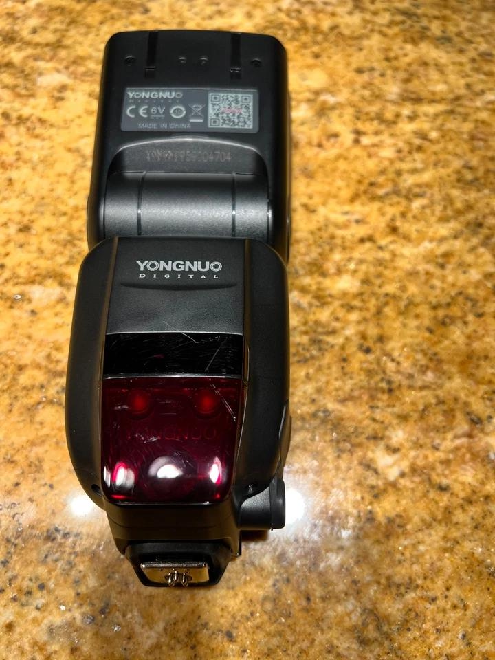 Flash inalámbrico Speedlite YONGNUO YN600EX-RT II para Canon #3 Foto 2 de 4