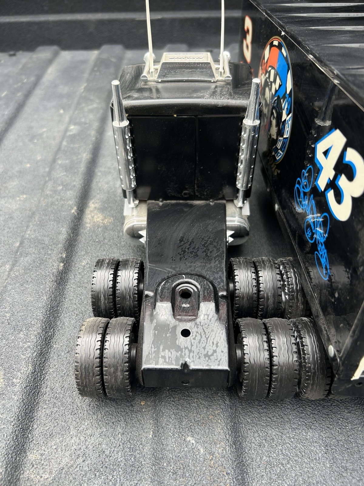 Picture 12 of 23