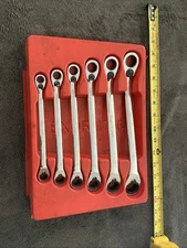 Blue Point 6pc 25 Degree Offset Reversible Ratcheting Box Wrench Set, Metric…..
