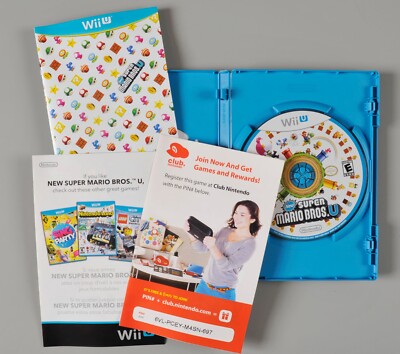 Nintendo Wii U New Super Bros. U 2012 Video Game Complete Disc Instructions Case