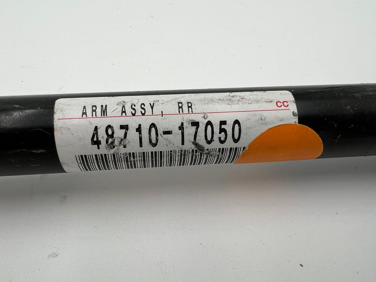 48710-17050 Toyota Arm assy, rear suspension, New Genuine