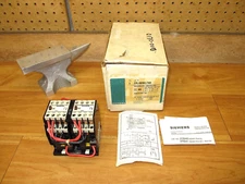 Siemens CRL0B4017AB *NEW* Reversing Contactor CRL0B4017 Size 00