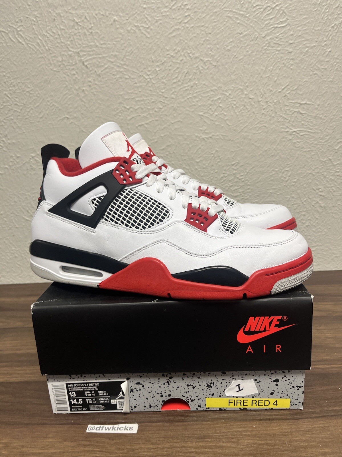 Nike Air Jordan Retro OG Mid Fire Red size 13 DC7770-160 OG IV Clean