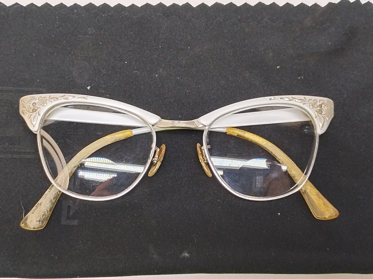 Vintage 1950s-60s Cat Eye Glasses American Optical Etched Vintage 1950s-60s Cat Eye Glasses American Optical Etched