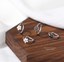 Sterling Silver Enamel Daisy Flower Small Hoop Huggie Earrings 13mm/0.5inch TH6