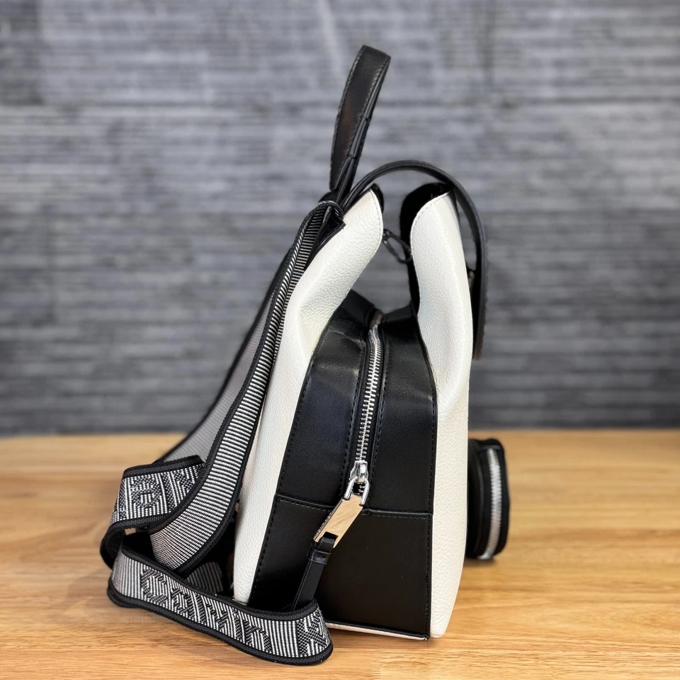 Nuevo Bolso Mochila Calvin Klein Blanco y Negro con Monedero 11"" Regalo para ella Foto 2 de 3