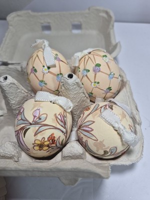Lot Of 4 Hand Painted Easter Eggs Spring Egg Ornament Spring Flowering Bulbs NWT