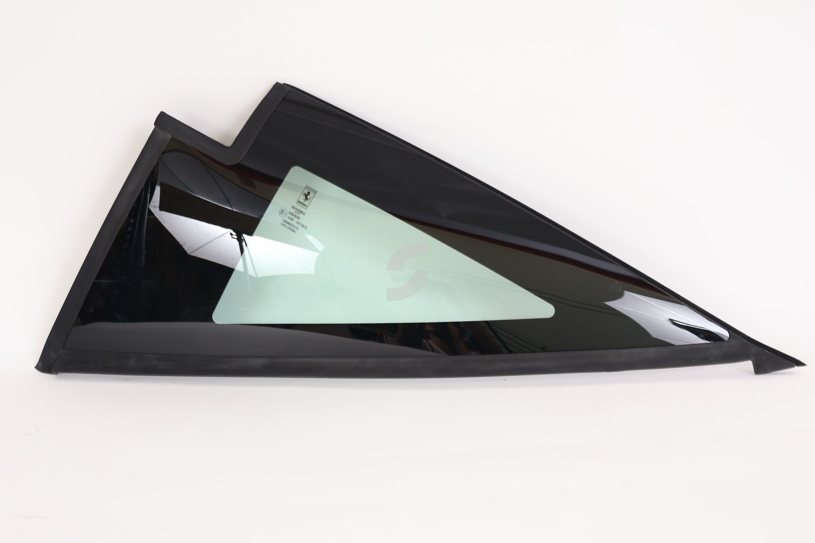 FE-69961100 L.H. REAR SIDE GLASS  Ferrari NEW