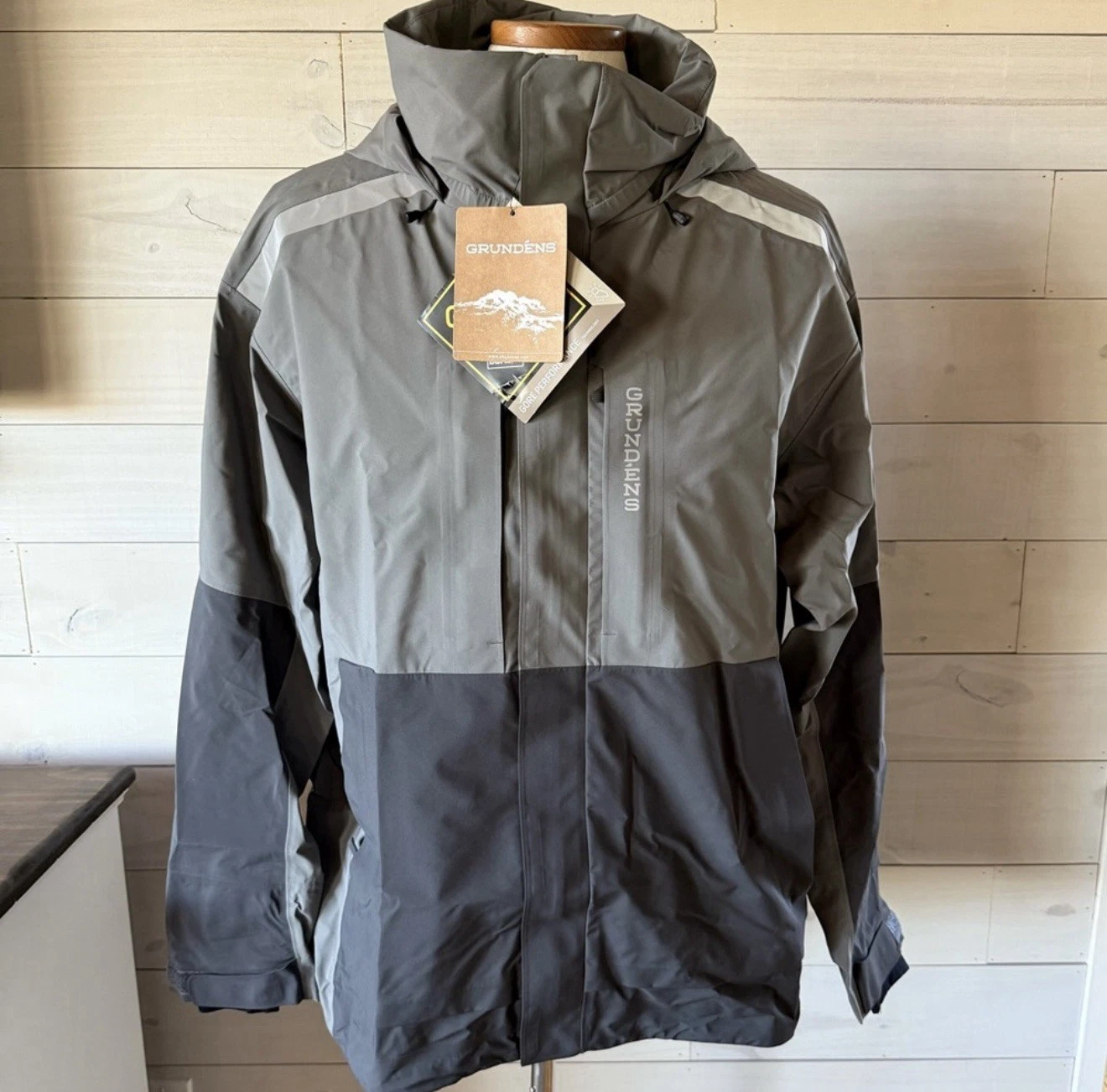 Grundens Gambler Gore-Tex Jacket