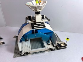 LEGO Space:  Exploriens: Android Base 6958 (1996) + Alien Fossilizer 6854