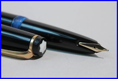 Vintage MONTBLANC 32 Medium steel nib fountain pen piston filler