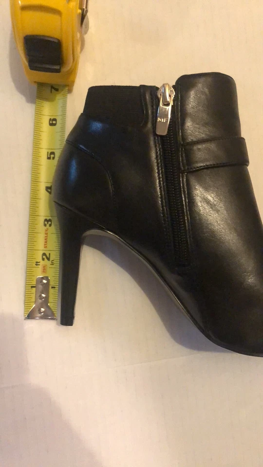 Zapatos de salón Marc Fisher de cuero negro con punta abierta nuevos sin etiquetas para mujer talla 6” Foto 3 de 4