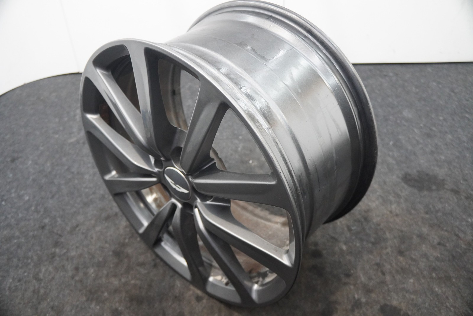 Rear 19X9.5" Inch 10 Spoke Wheel Rim EG339965G OEM Aston Martin V8 Vantage 2008