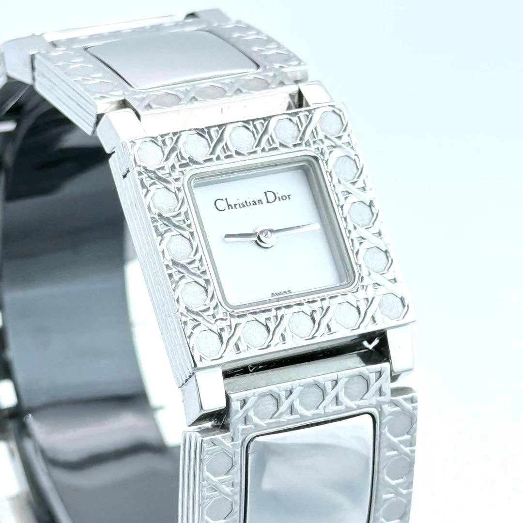 Battery Dior La Parisienne Stone Belt Silver Watch