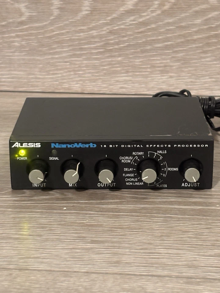 Alesis Nanoverb 18-Bit Digital Effects Processor - WORKING - NO POWER CORD - Image 2 of 4