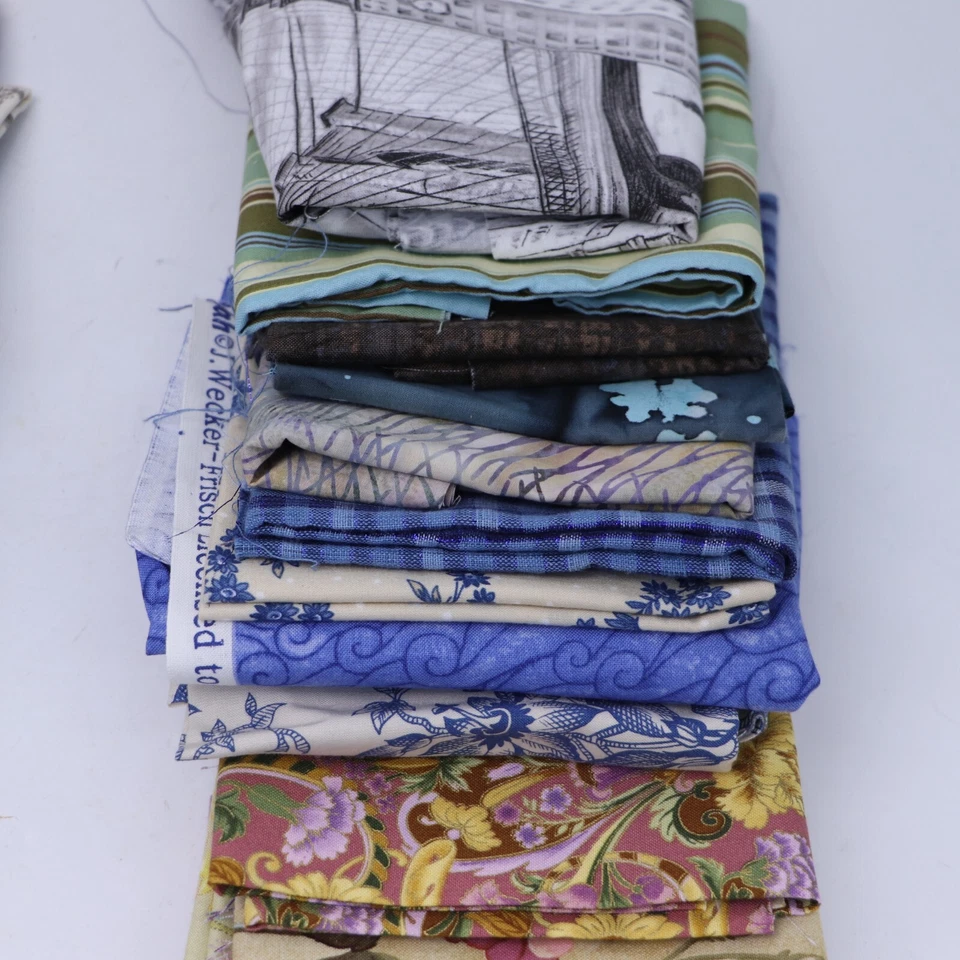 50+ piezas de tela artesanal para acolchado de algodón April Cornell y más + patrones adicionales Foto 3 de 4