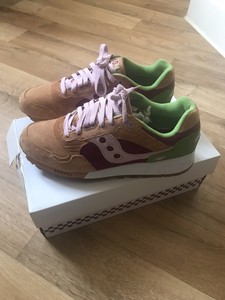 saucony shadow 5000 hamburger
