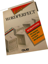 EASY WORDPERFECT QUE BOOK COLLECTIBLE 0-88022-797-4 LAST ONE