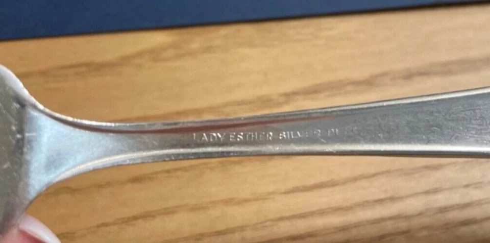Cubiertos Lady Esther Queen Esther de Lunt 6 tenedores de postre para ensaladas plato de plata 1935 Foto 4 de 4