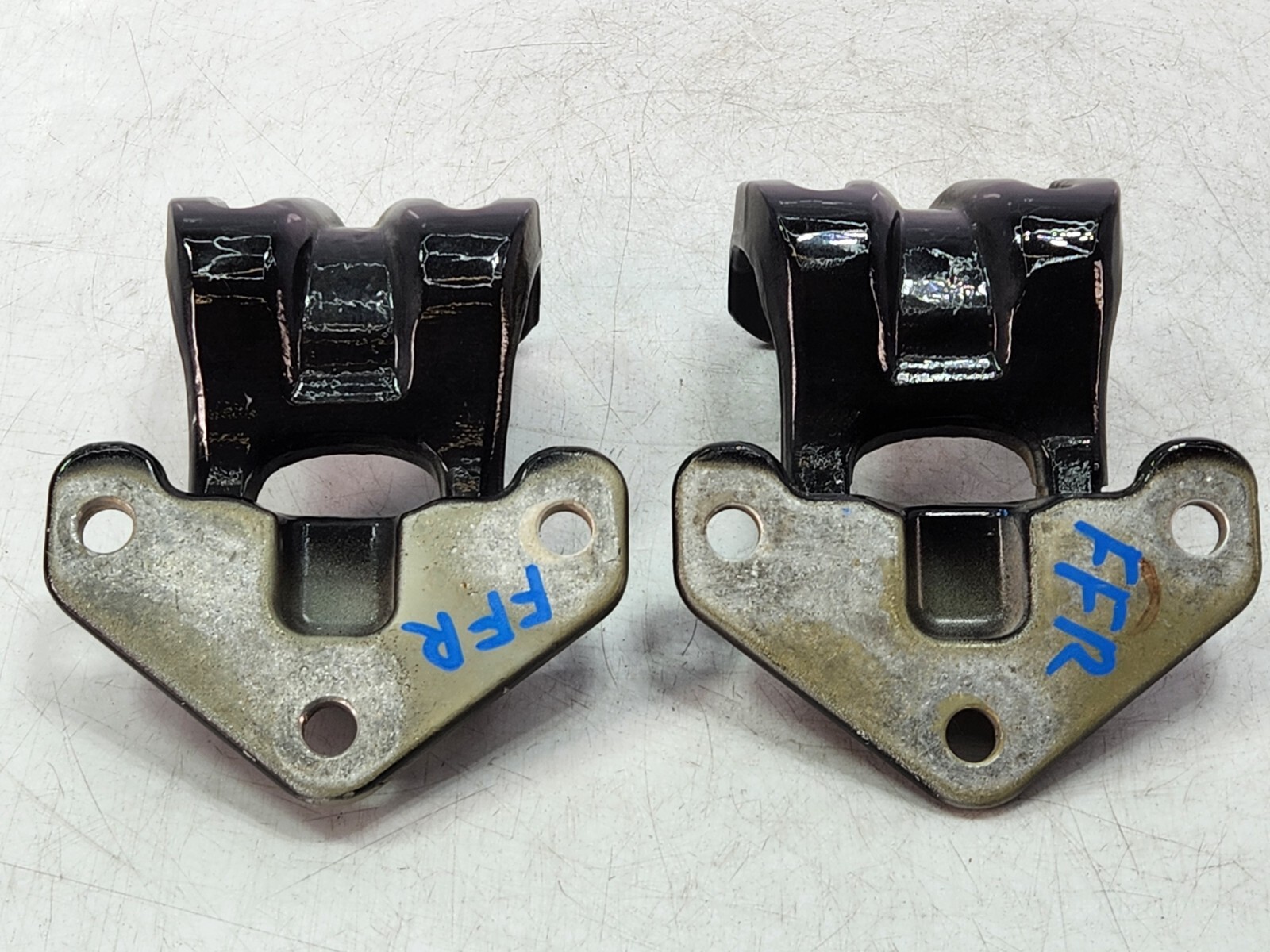 ✅ 11-16 OEM Ferrari FF Front Right Passenger Door Hinge Upper Lower Black SET