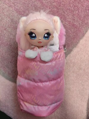 NaNaNa Surprise Puppe Mila Rose mit Schlafsack