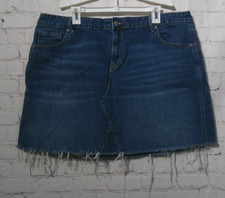 Womens Denim Old Navy Cutoff Skirt size 18