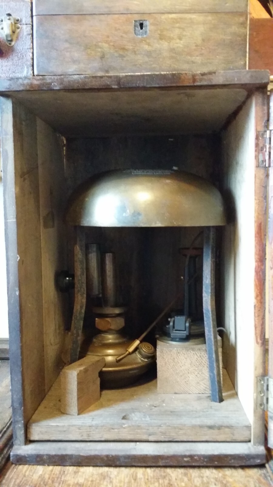 ANTIQUE 1930'S LARGE BRASS FLASH POINT TESTER BAIRD & TATLOCK - CASED LABORATORY