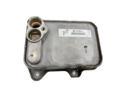 Ölkühler für VW Golf 6 VI 5K 08-12 TSI 1,4 90KW 03C117021J 03C117021E