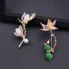 Luxury Crystal Lotus Brooch Accessory Fashion Rhinestone Floral Pins Jewelry