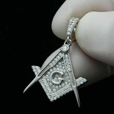 Round Cut Simulated Diamond 14K White Gold Plated Women's Stunning Fancy Pendant