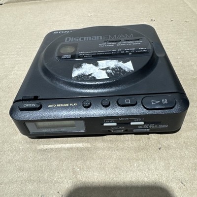 Lettore CD portatile Sony Discman D-T4 con radio FM/AM integrata