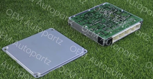 Toyota Tacoma 2007-2009 Engine Control Unit ECM ECU 89661-04C41 OEM - Picture 5 of 10